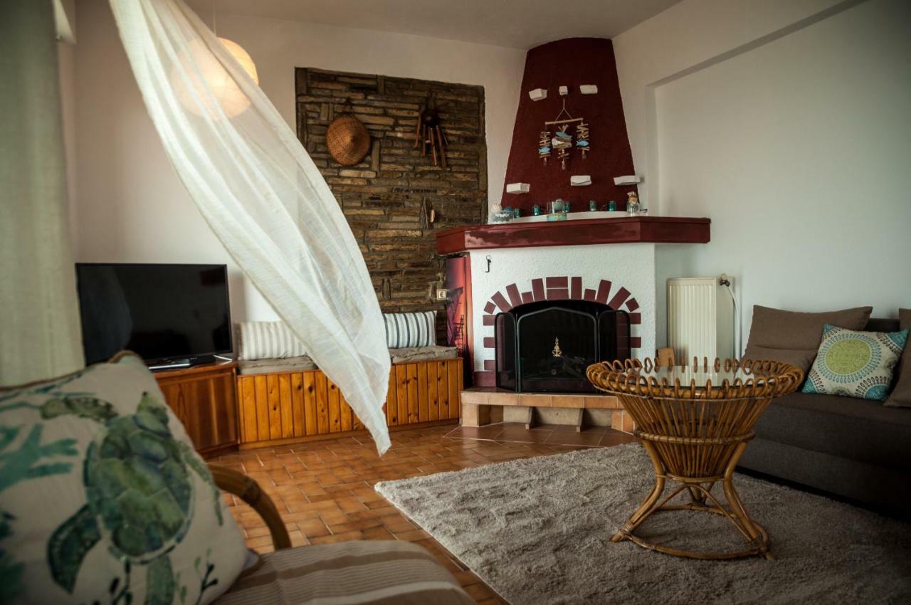 Paradise View Apartment PalaiónTsiflíkion エクステリア 写真