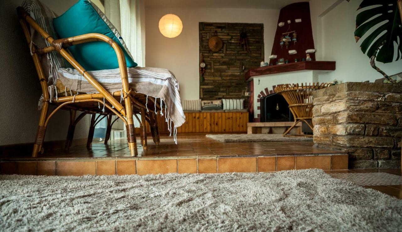 Paradise View Apartment PalaiónTsiflíkion エクステリア 写真